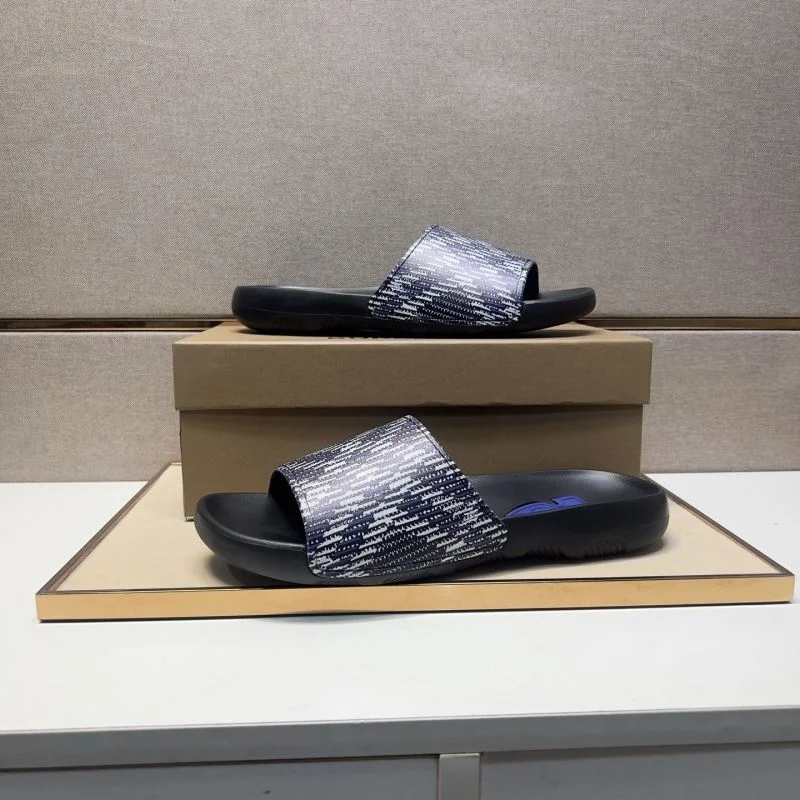 Burberry Slippers Durable 17112