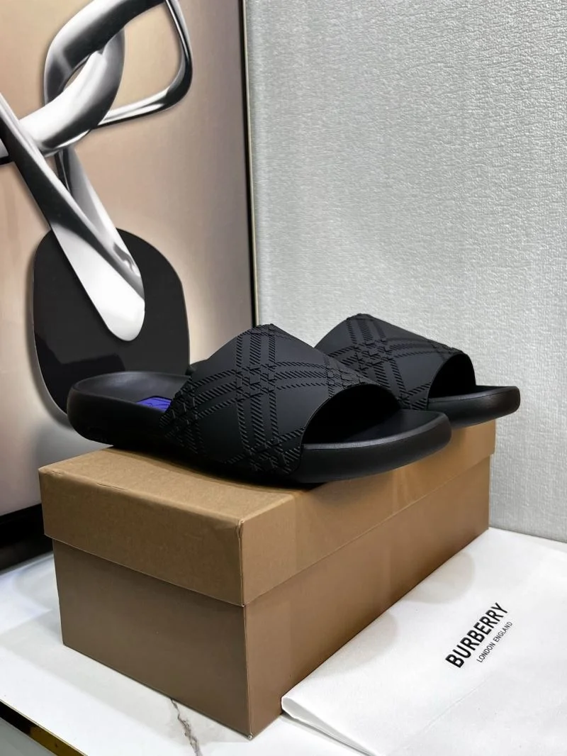 Burberry Slippers DailyWear 17113