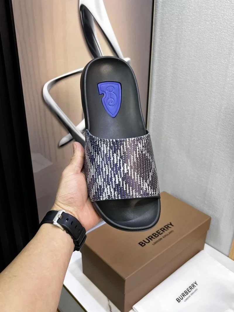 Lightweight Burberry Slippers 17130