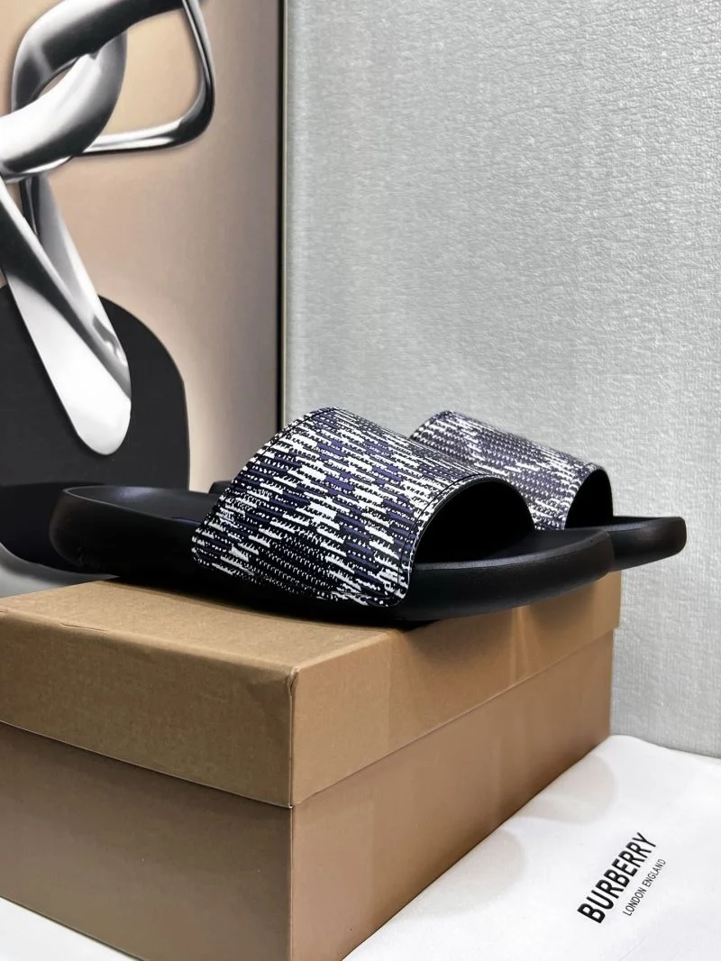 Lightweight Burberry Slippers 17130