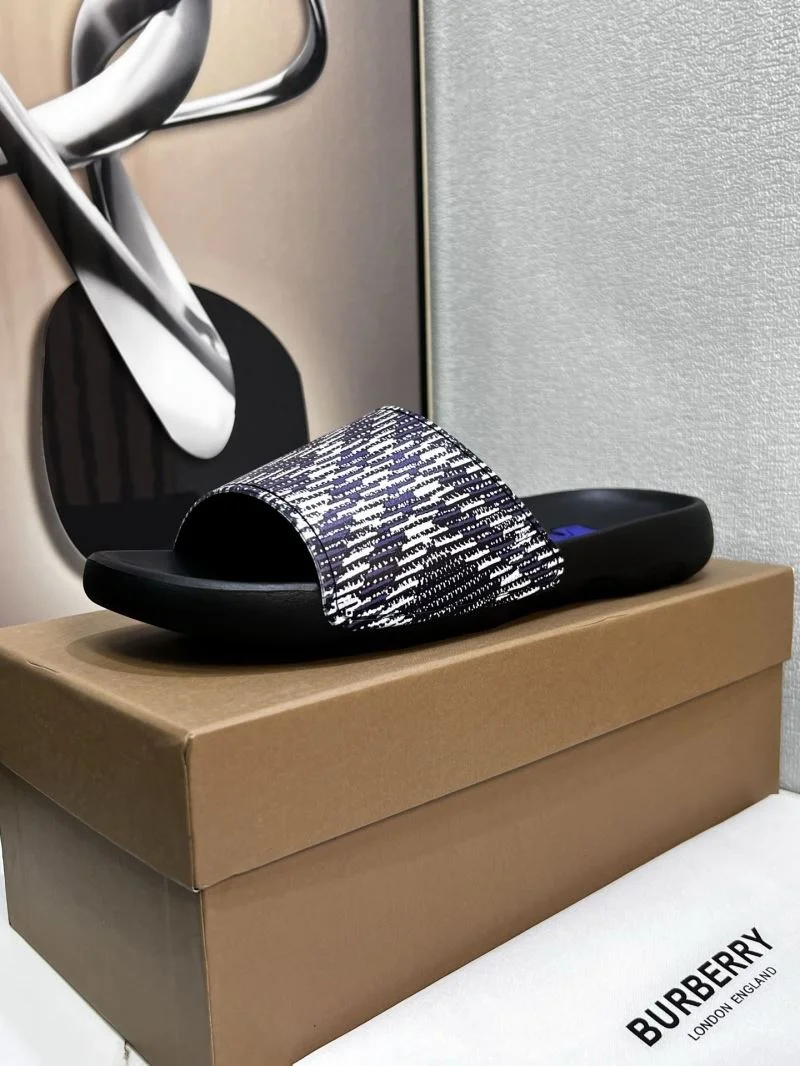 Lightweight Burberry Slippers 17130