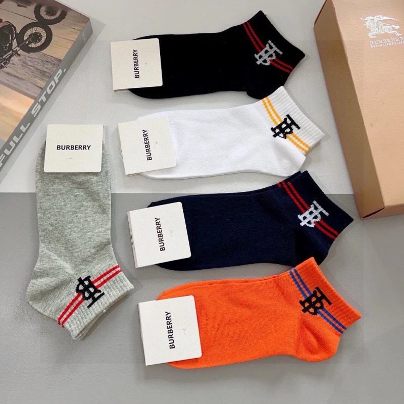 Burberry Socks Refined 273438