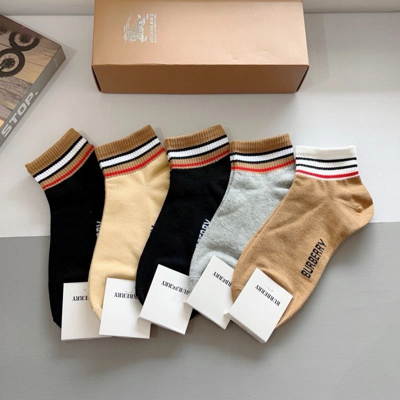 Trendsetting Burberry Socks 273142