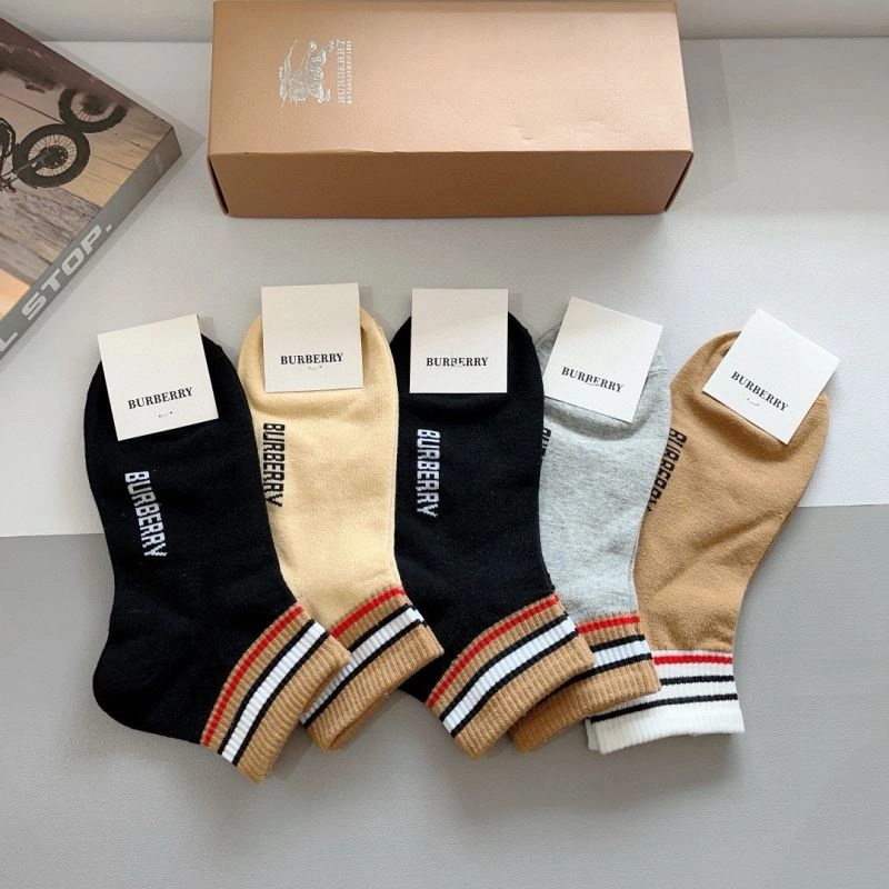 Trendsetting Burberry Socks 273142