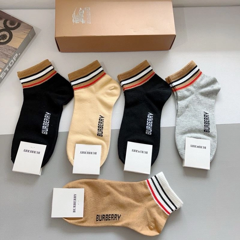 Trendsetting Burberry Socks 273142