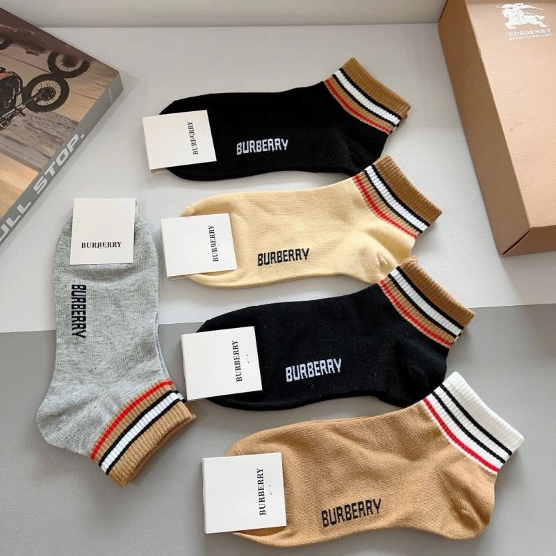 Trendsetting Burberry Socks 273142