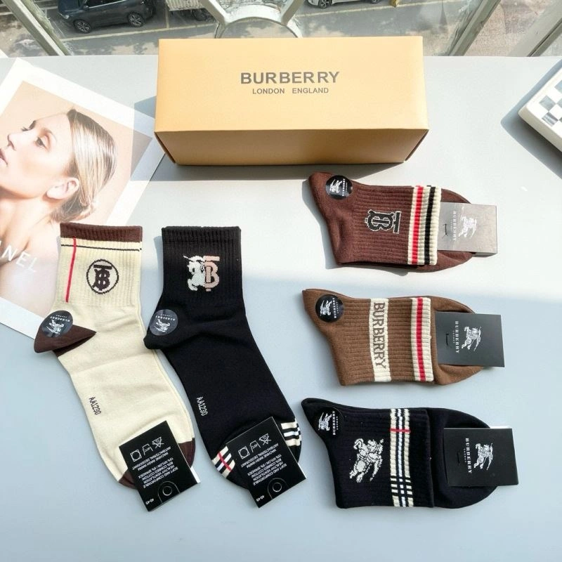 Burberry Socks Bright 274039