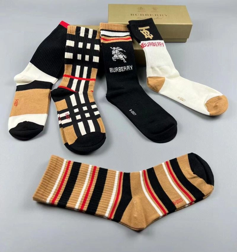 Refined Burberry Socks 274021