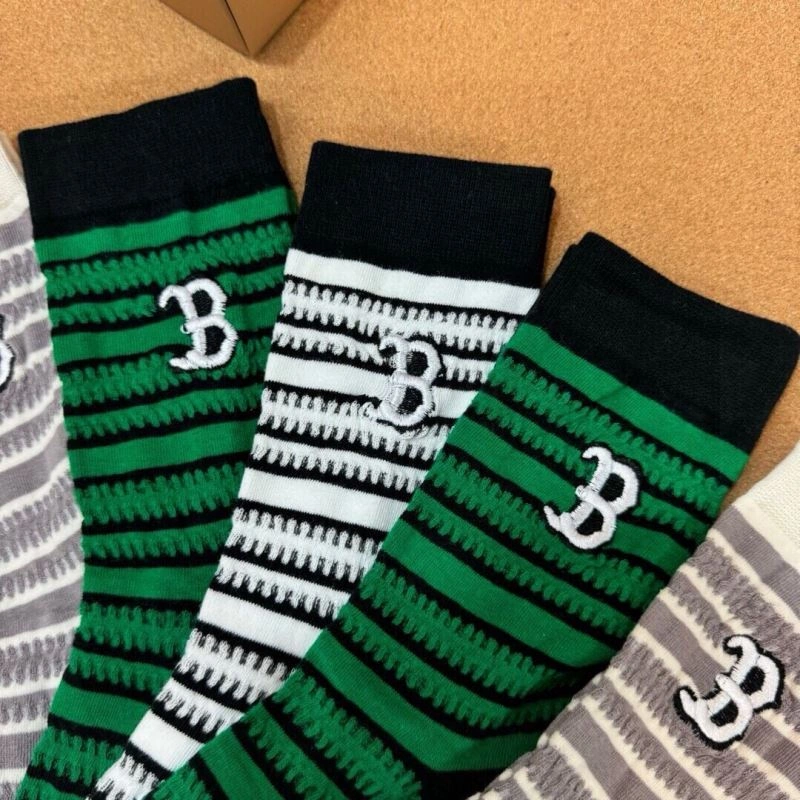 Flexible Burberry Socks 274017