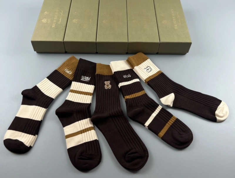 Burberry Socks Stylish 274521