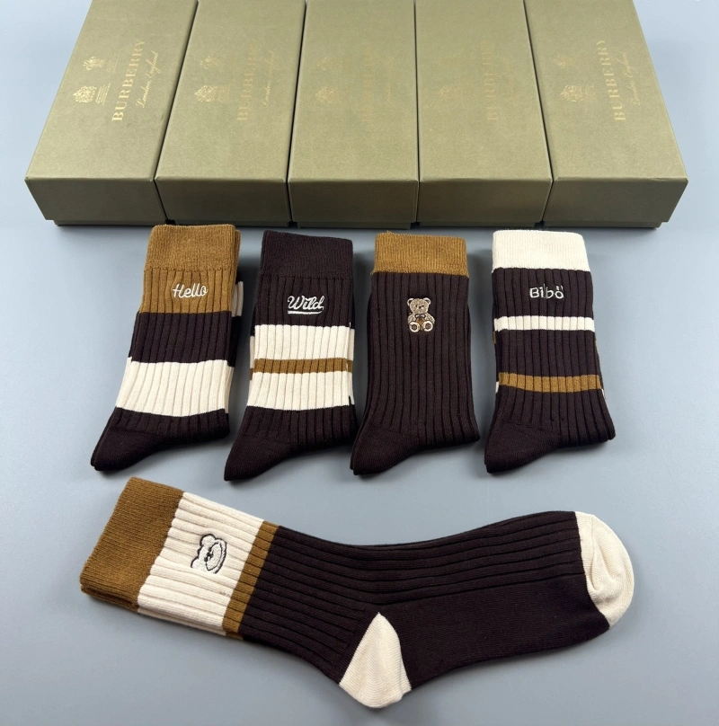 Burberry Socks Stylish 274521