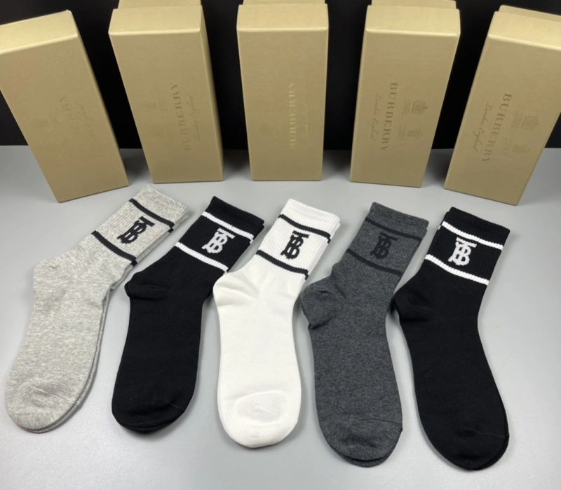 Flexible Burberry Socks 274348