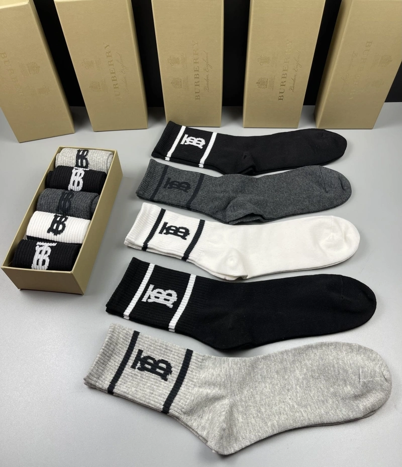Flexible Burberry Socks 274348