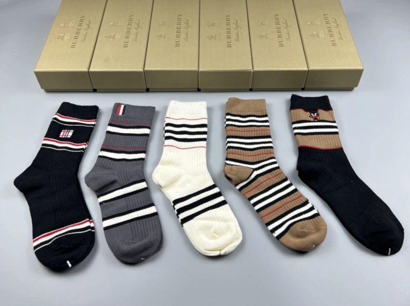 Burberry Socks Lightweight 274343