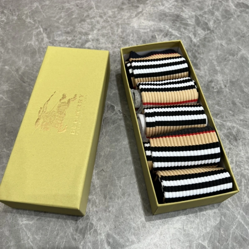 Burberry Socks SunProtective 274338