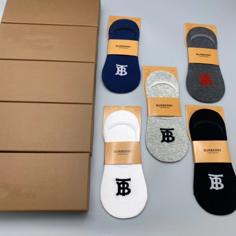 Burberry Socks MultiPurpose 274341