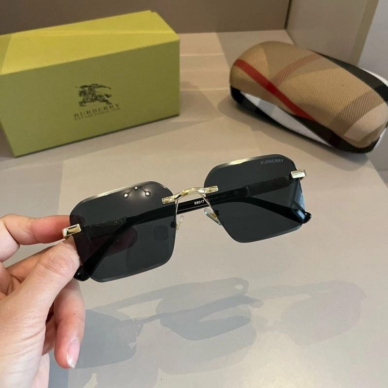 Burberry Sunglasses WeatherProof 277177