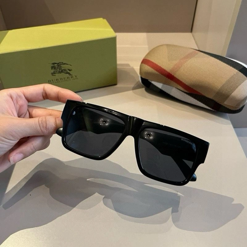 Burberry Sunglasses ZeroBulk 277183