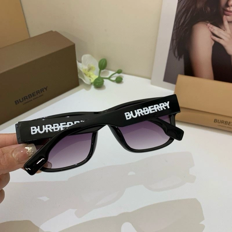 Burberry Sunglasses Sleek 277187