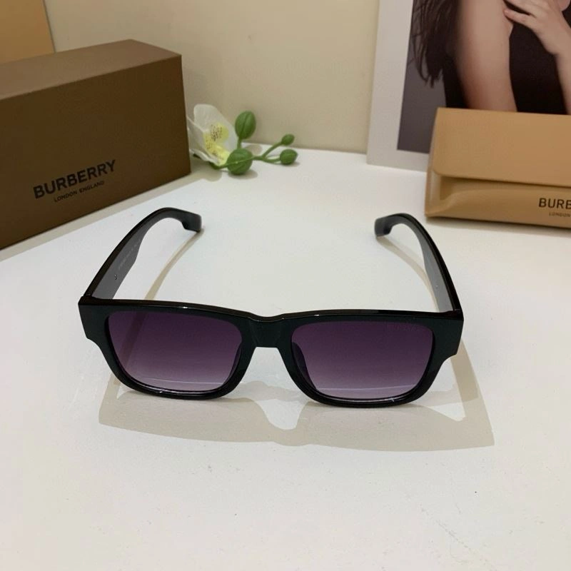 Burberry Sunglasses Sleek 277187