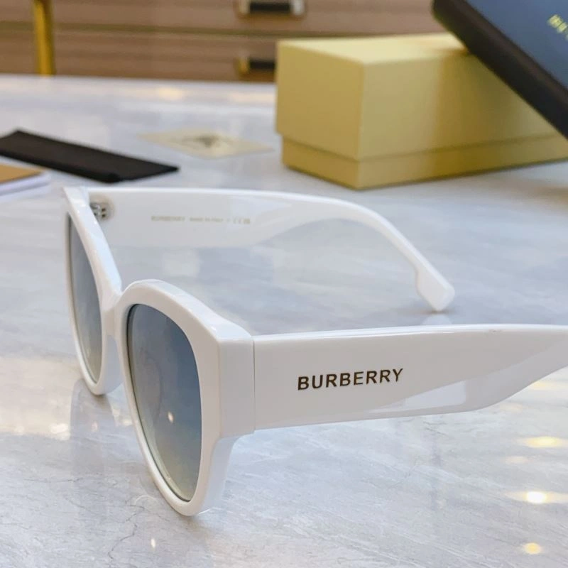 Neat Burberry Sunglasses 277194