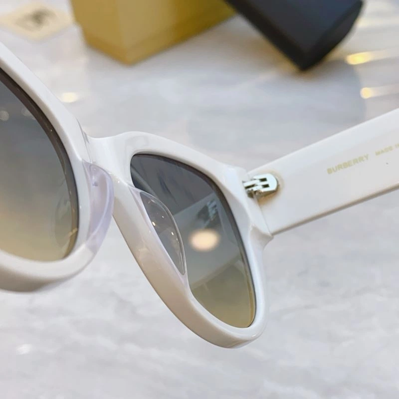 Neat Burberry Sunglasses 277194