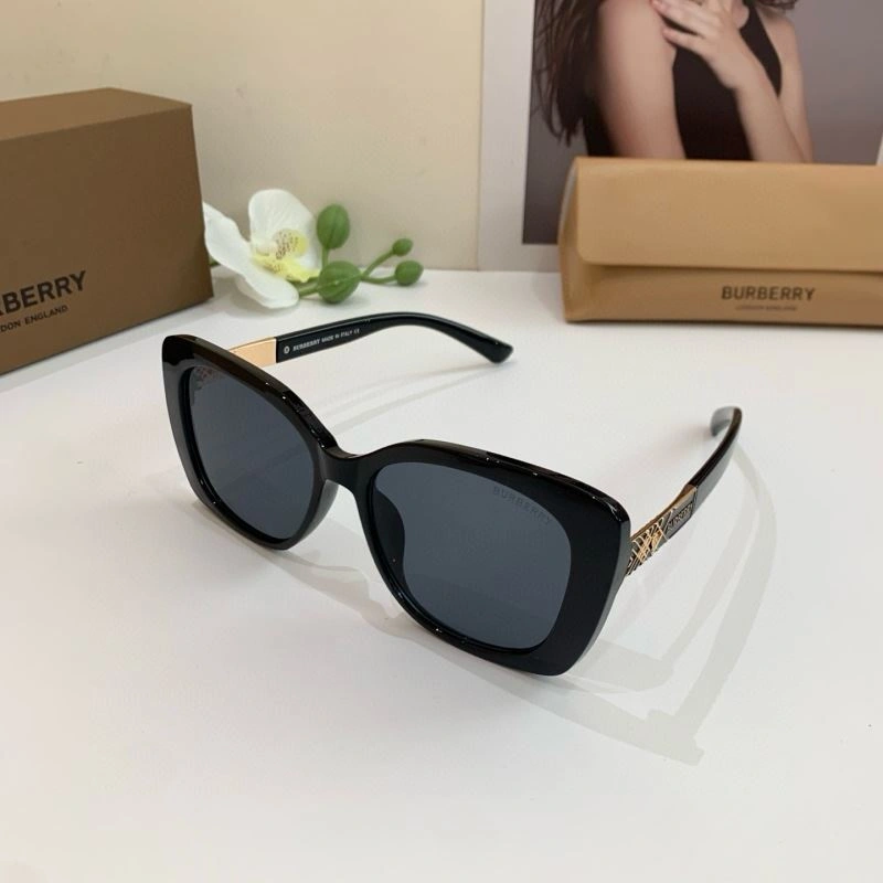 Burberry Sunglasses Durable 277135