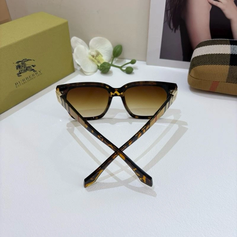 HighQuality Burberry Sunglasses 277125
