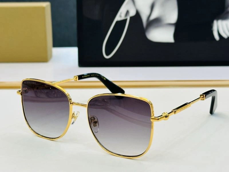 Snug Burberry Sunglasses 277154
