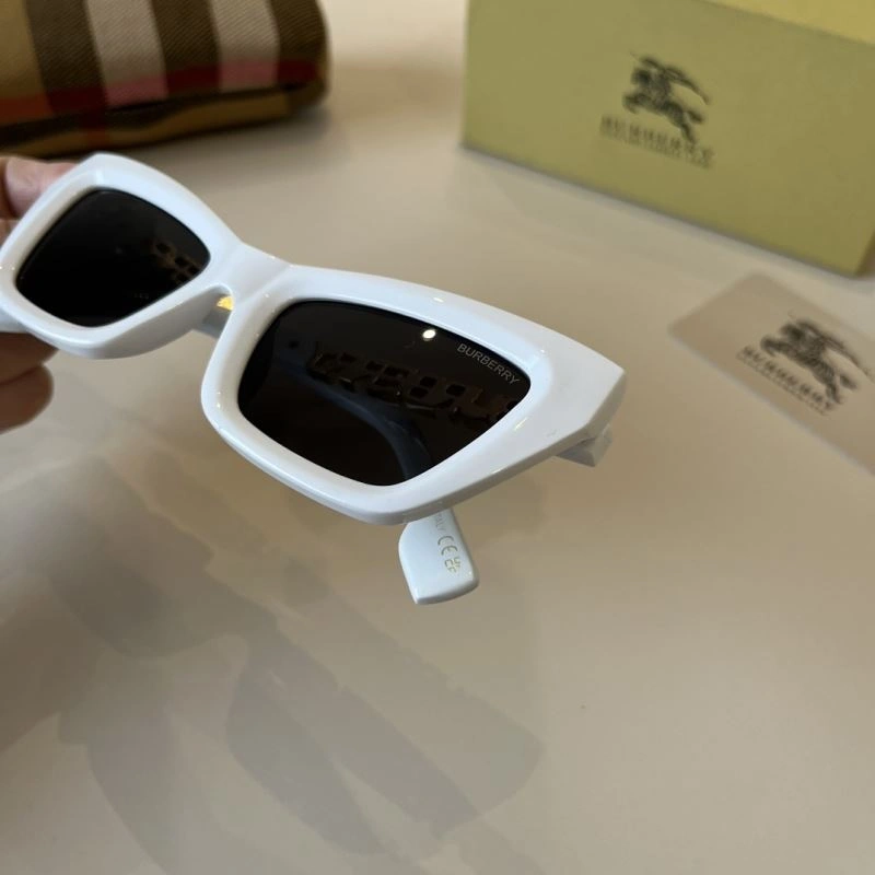 Soft Burberry Sunglasses 277139