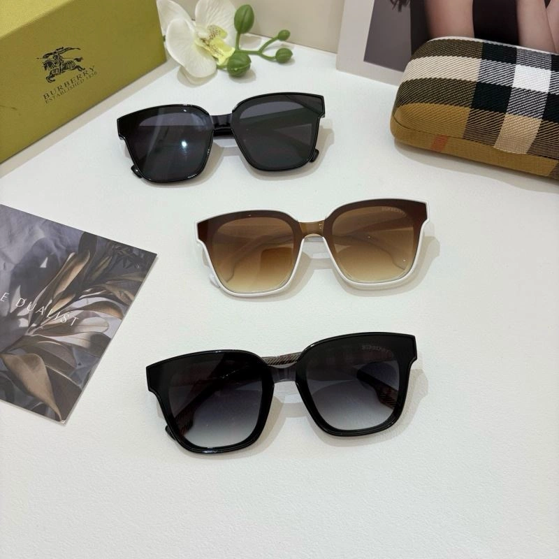 Burberry Sunglasses FreshLook 277152