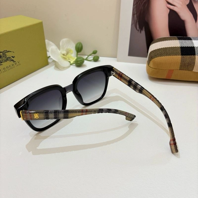 Burberry Sunglasses QuickDry 277141