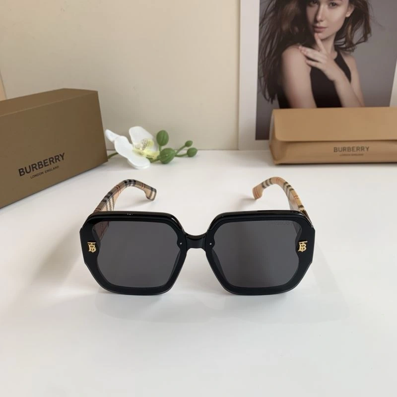 Burberry Sunglasses Affordable 277145