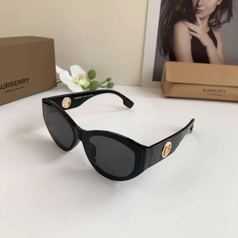 MultiPurpose Burberry Sunglasses 277142