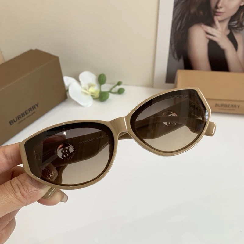 Supportive Burberry Sunglasses 277138