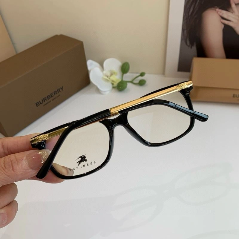 Burberry Sunglasses Seasonal 277130