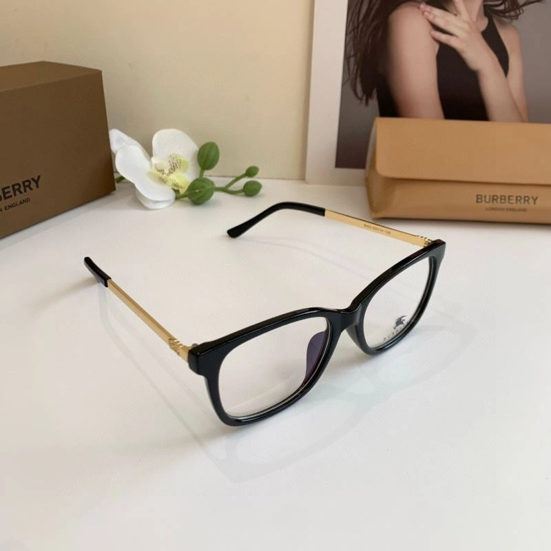 Burberry Sunglasses Seasonal 277130