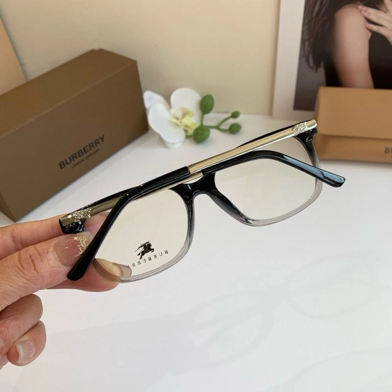 Burberry Sunglasses Unisex 277124