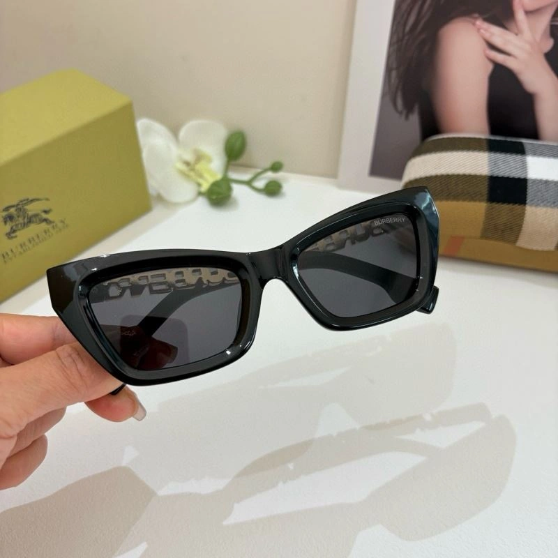 Flexible Burberry Sunglasses 277131