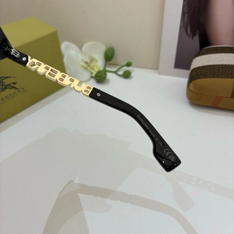 Flexible Burberry Sunglasses 277131