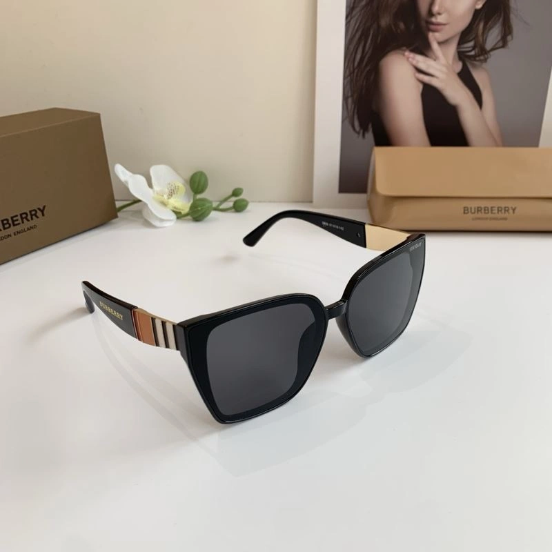 Burberry Sunglasses Chic 277120