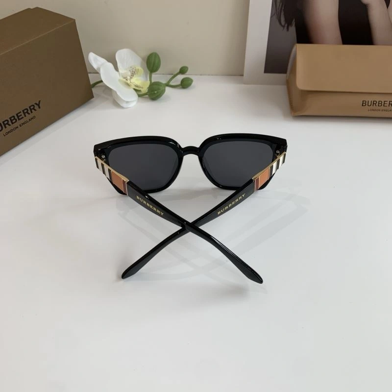 Burberry Sunglasses Chic 277120