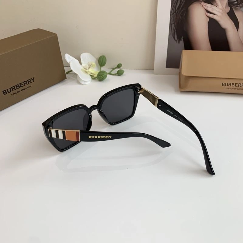 Burberry Sunglasses Chic 277120