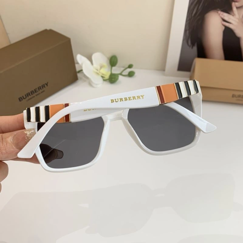 Upgraded Burberry Sunglasses 277119
