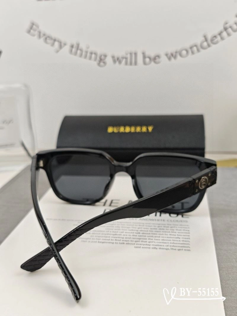 Minimalist Burberry Sunglasses 277118