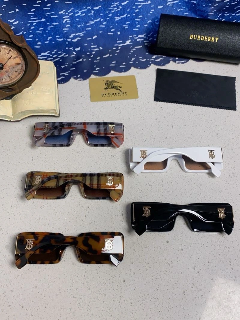 Burberry Sunglasses Seasonal 277224