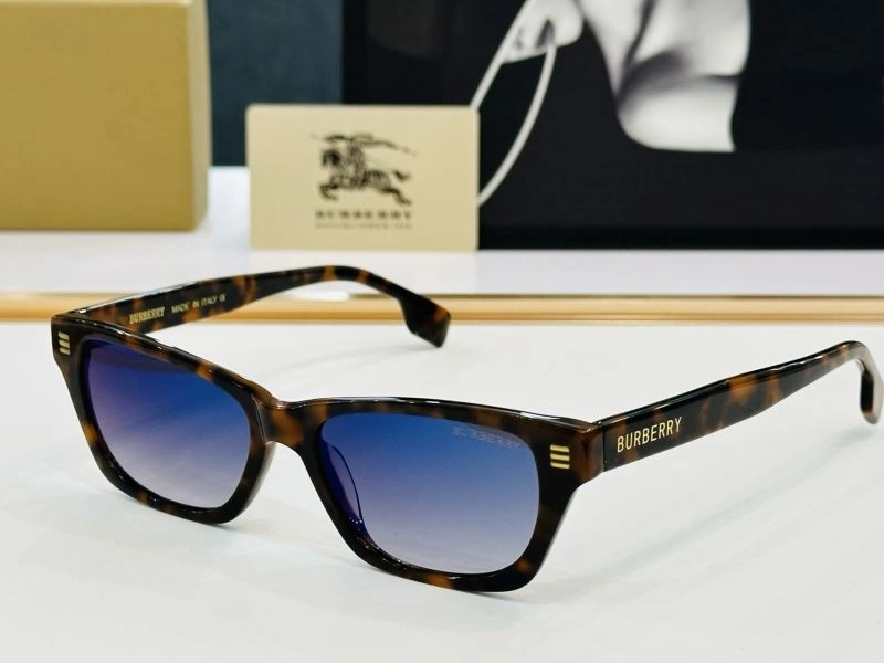 Sophisticated Burberry Sunglasses 277233