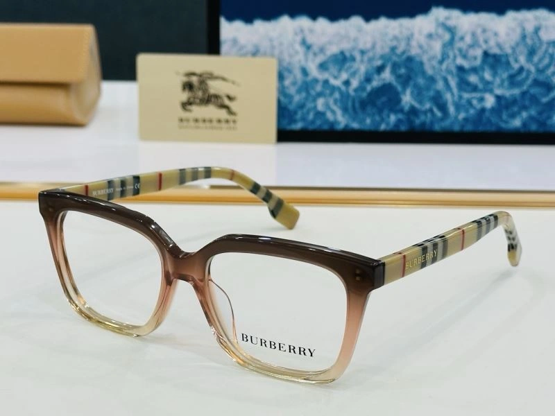Burberry Sunglasses Elegant 277236