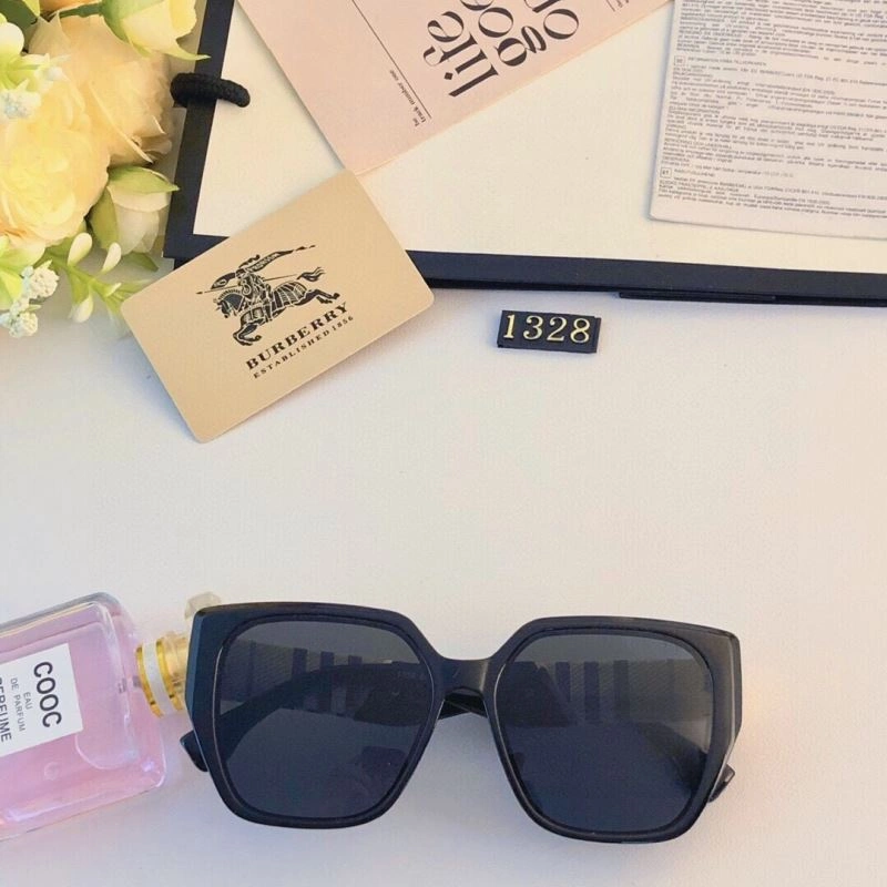 Vibrant Burberry Sunglasses 277216