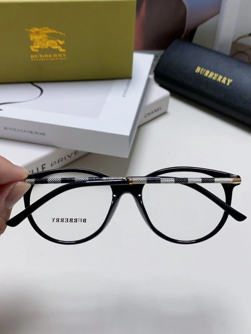 Burberry Sunglasses Unique 277207